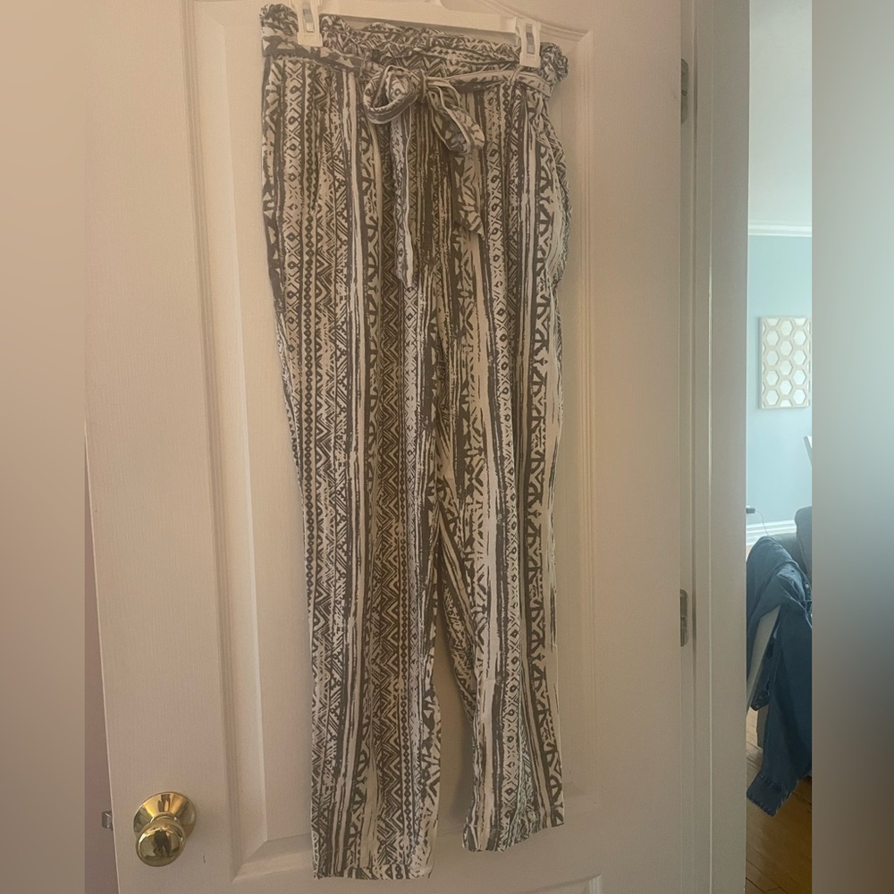 Medium women cropped pants